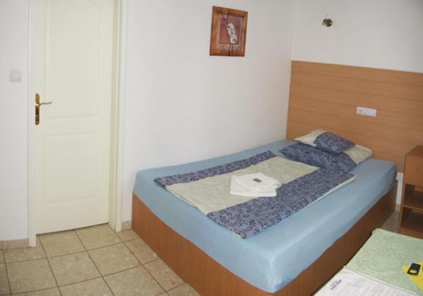 Nadix Panzio Acomodação com café da manhã Debrecen Quarto foto
